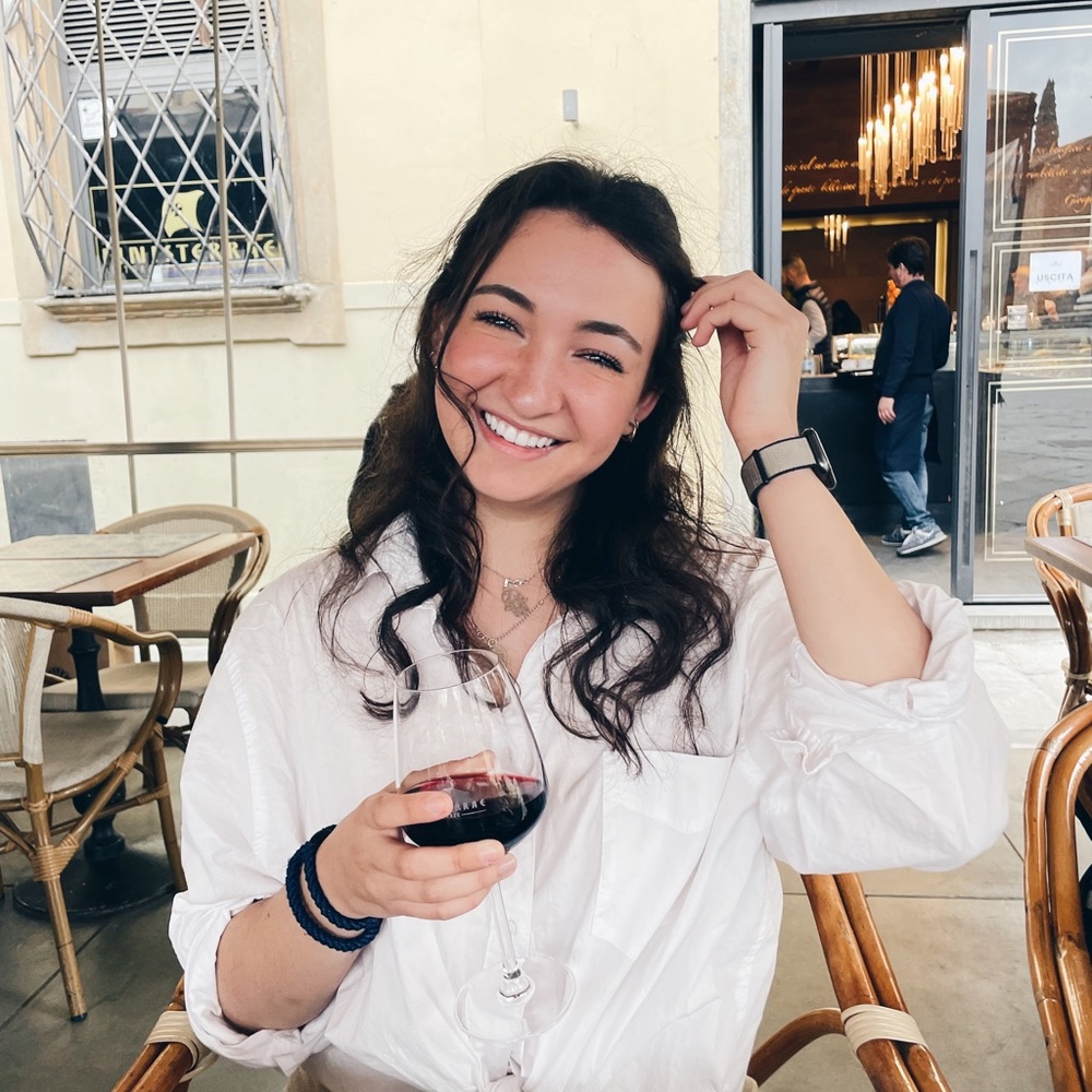 Meet your Posher, Hannah
